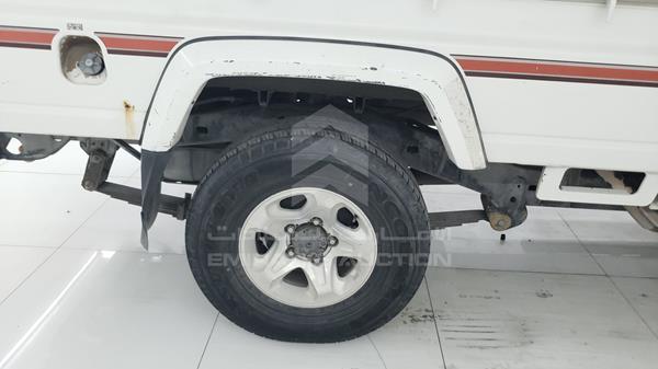 Photo 24 VIN: JTFLJ73J056023300 - TOYOTA LAND CRUISER 