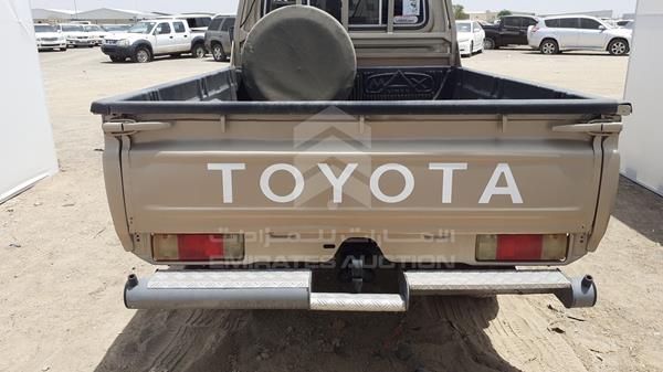 Photo 7 VIN: JTFLJ73J136013873 - TOYOTA LAND CRUISER 