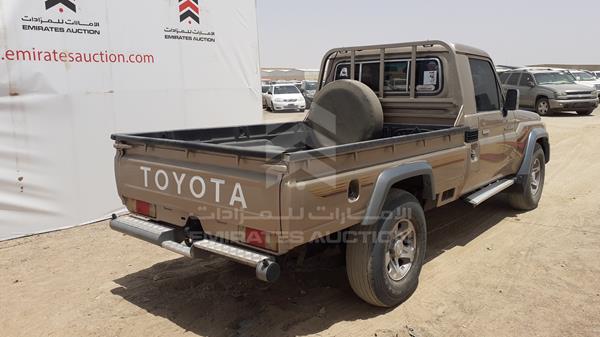 Photo 8 VIN: JTFLJ73J136013873 - TOYOTA LAND CRUISER 