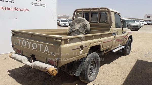 Photo 6 VIN: JTFLJ73J576035378 - TOYOTA LAND CRUISER 