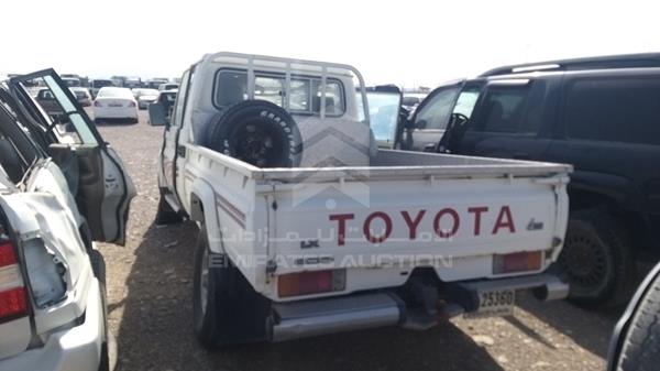 Photo 6 VIN: JTFLJ73J666032844 - TOYOTA LAND CRUISER PICKUP 