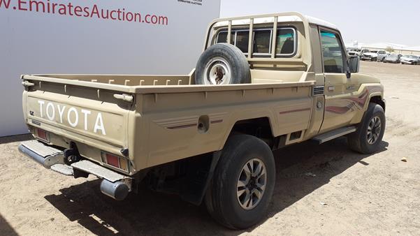 Photo 7 VIN: JTFLJ73J686039358 - TOYOTA LAND CRUISER PICKUP 