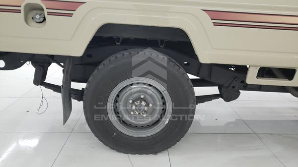 Photo 24 VIN: JTFLU71J9G7037414 - TOYOTA LAND CRUISER 