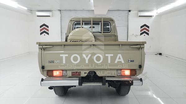 Photo 6 VIN: JTFLU73J8MB027740 - TOYOTA LAND CRUISER 