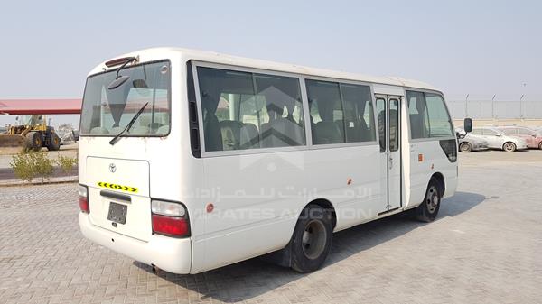 Photo 7 VIN: JTGFK4188B4001833 - TOYOTA COASTER 