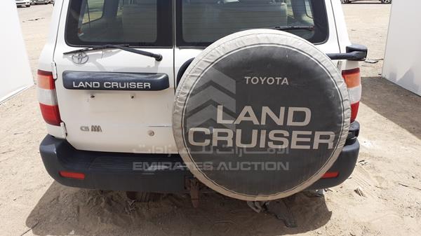 Photo 7 VIN: JTGHJ01J243004730 - TOYOTA LAND CRUISER 