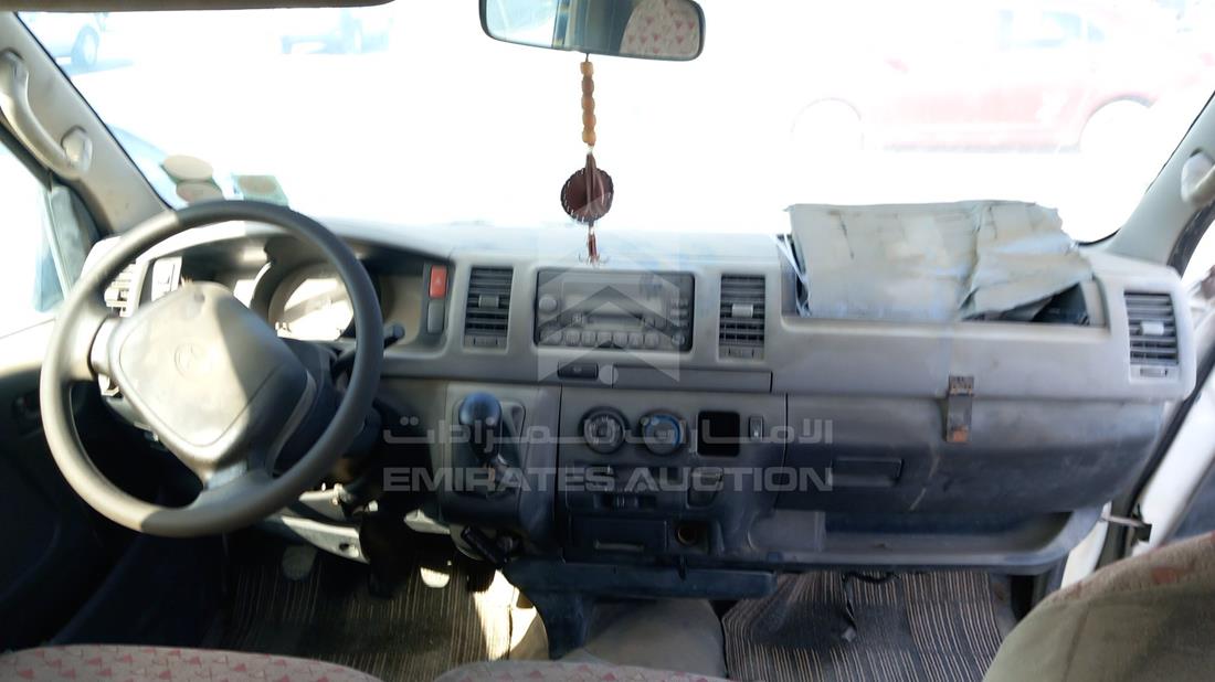 Photo 13 VIN: JTGJX02PX83002023 - TOYOTA HIACE 