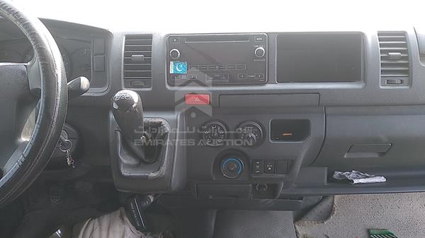 Photo 16 VIN: JTGRX12PXF8044491 - TOYOTA HIACE 