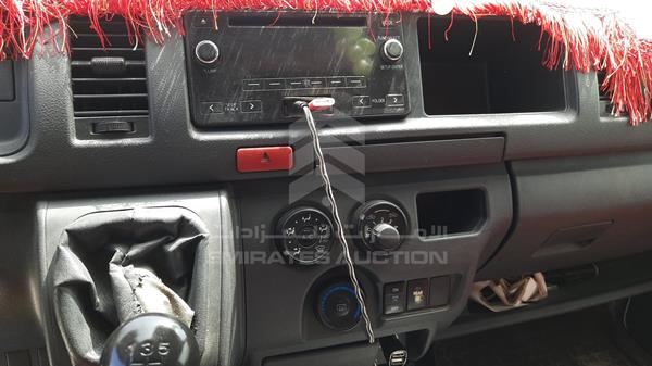 Photo 15 VIN: JTGSX23P1E6147427 - TOYOTA HIACE 