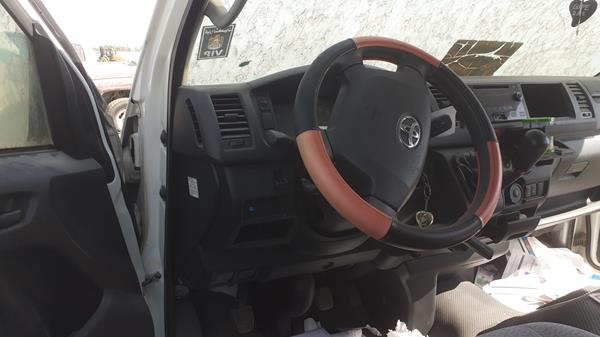 Photo 11 VIN: JTGSX23P4F6157676 - TOYOTA HIACE 