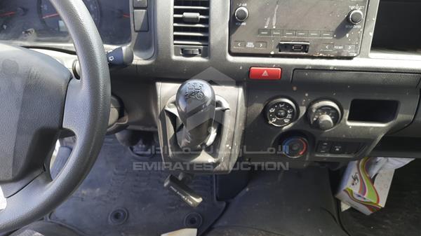 Photo 16 VIN: JTGSX23P5J6188833 - TOYOTA HIACE 