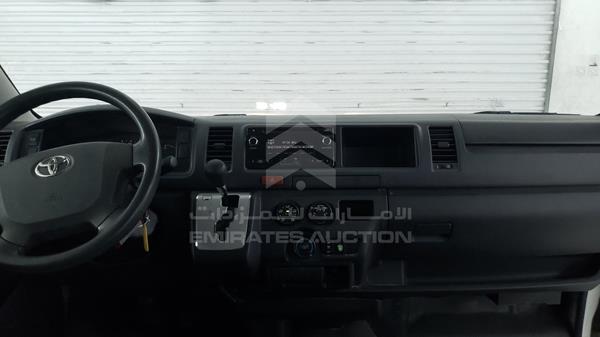 Photo 14 VIN: JTGSX23P7E6147240 - TOYOTA HIACE 