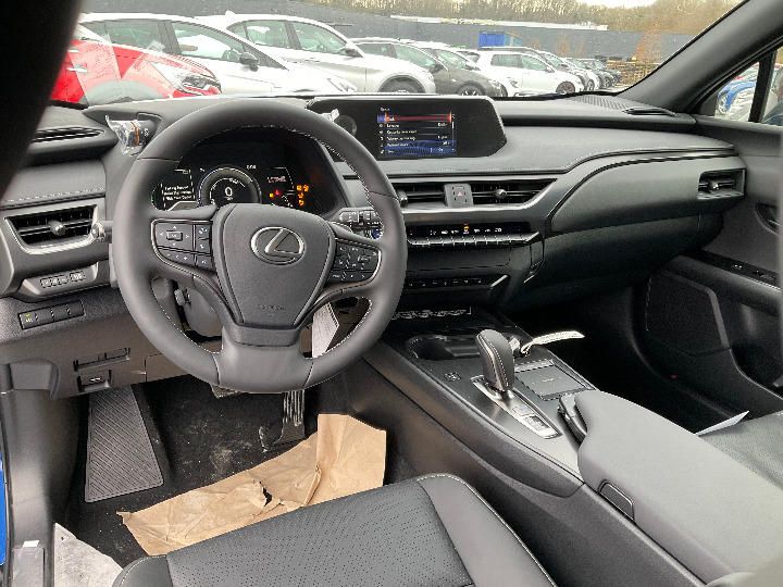 Photo 27 VIN: JTHAABBH102005212 - LEXUS UX-SERIES SUV 