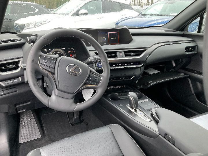 Photo 27 VIN: JTHAABBH402006127 - LEXUS UX-SERIES SUV 