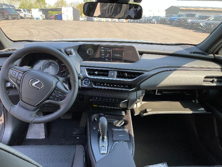 Photo 26 VIN: JTHAABBH702006638 - LEXUS UX-SERIES SUV 