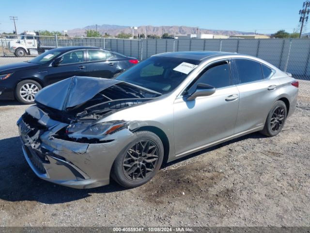 Photo 1 VIN: JTHB21B10K2023461 - LEXUS ES 