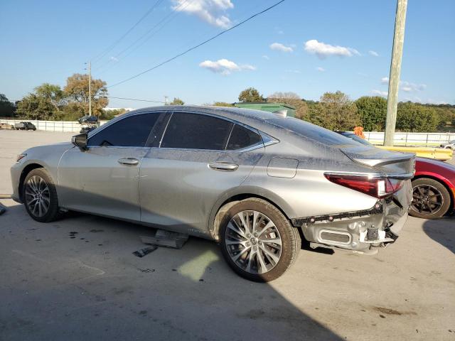 Photo 1 VIN: JTHB21B12K2010520 - LEXUS ES300 