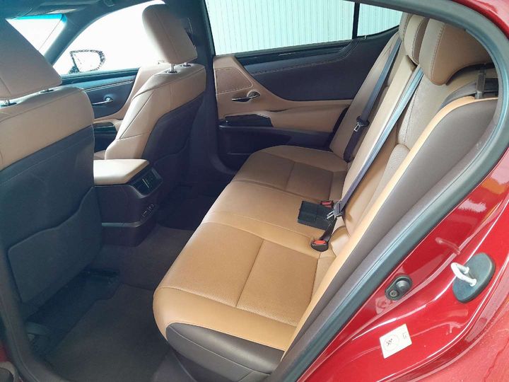 Photo 2 VIN: JTHB21B1502071096 - LEXUS ES 