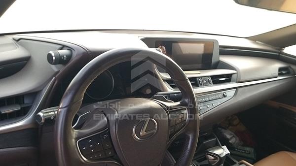 Photo 11 VIN: JTHB21B18K2009212 - LEXUS ES 300H 