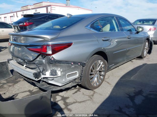 Photo 3 VIN: JTHB21B18K2022820 - LEXUS ES 