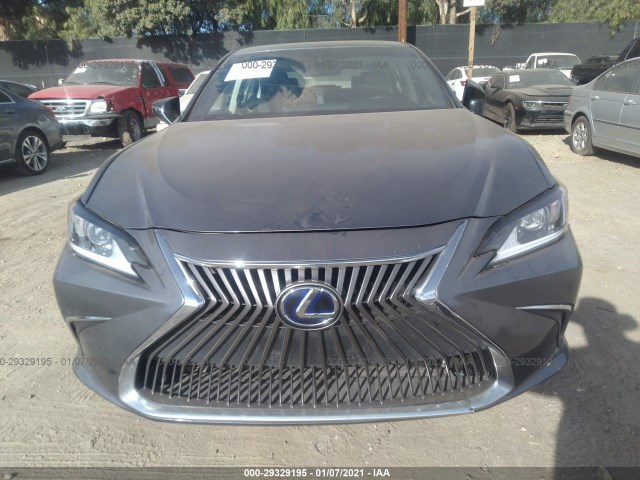 Photo 5 VIN: JTHB21B1XK2023385 - LEXUS ES 