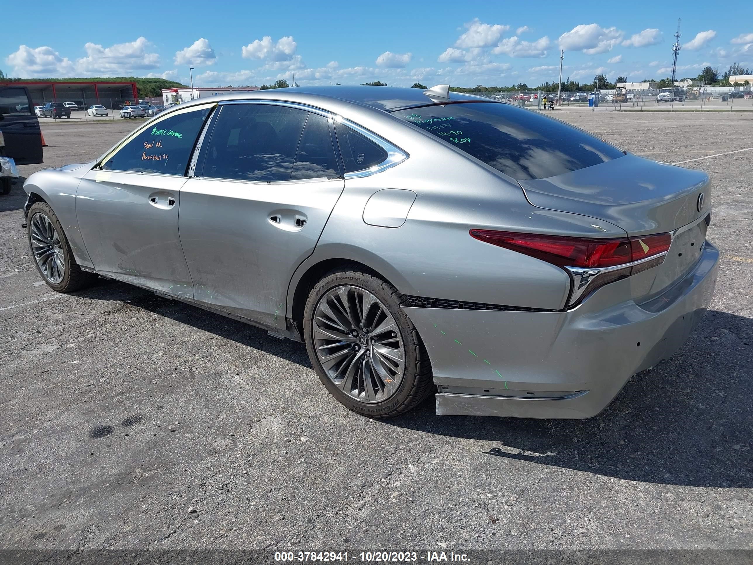 Photo 2 VIN: JTHB51FF6J5004777 - LEXUS LS 