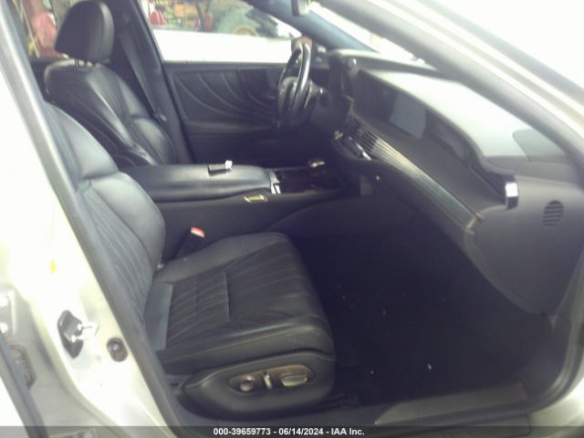 Photo 4 VIN: JTHB51FF6J5005279 - LEXUS LS 