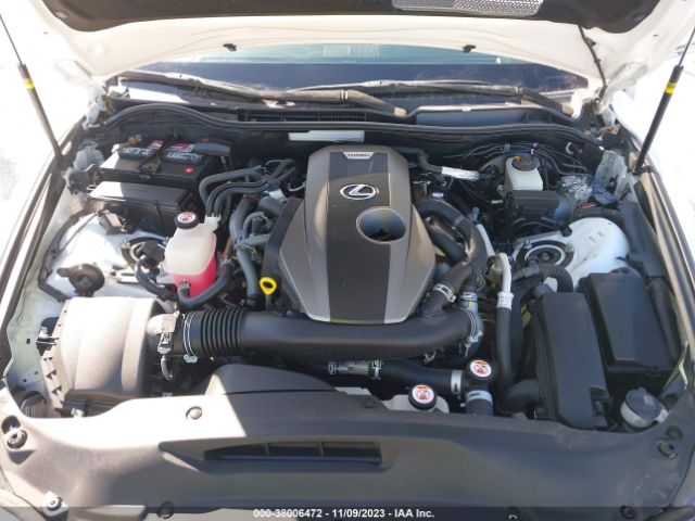 Photo 9 VIN: JTHBA1D20G5034636 - LEXUS IS 200T 