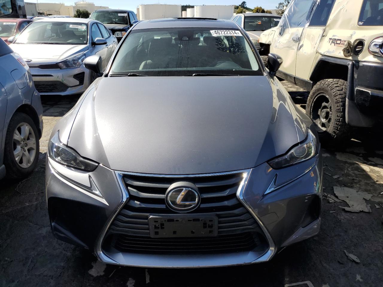 Photo 4 VIN: JTHBA1D20H5039420 - LEXUS IS 