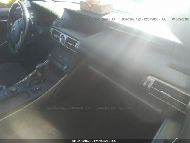 Photo 4 VIN: JTHBA1D21G5015934 - LEXUS IS 200T 