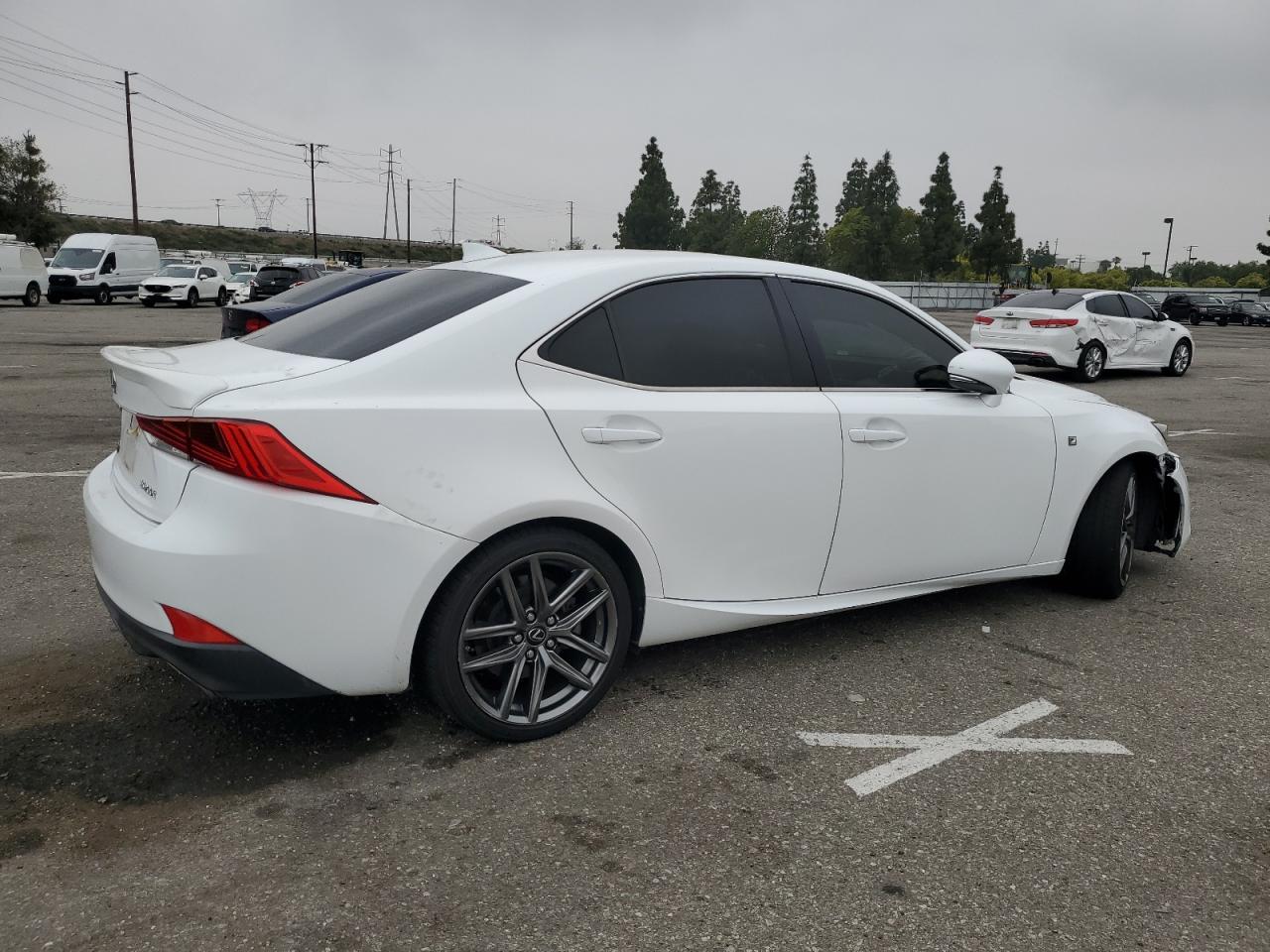 Photo 2 VIN: JTHBA1D21H5048045 - LEXUS IS 