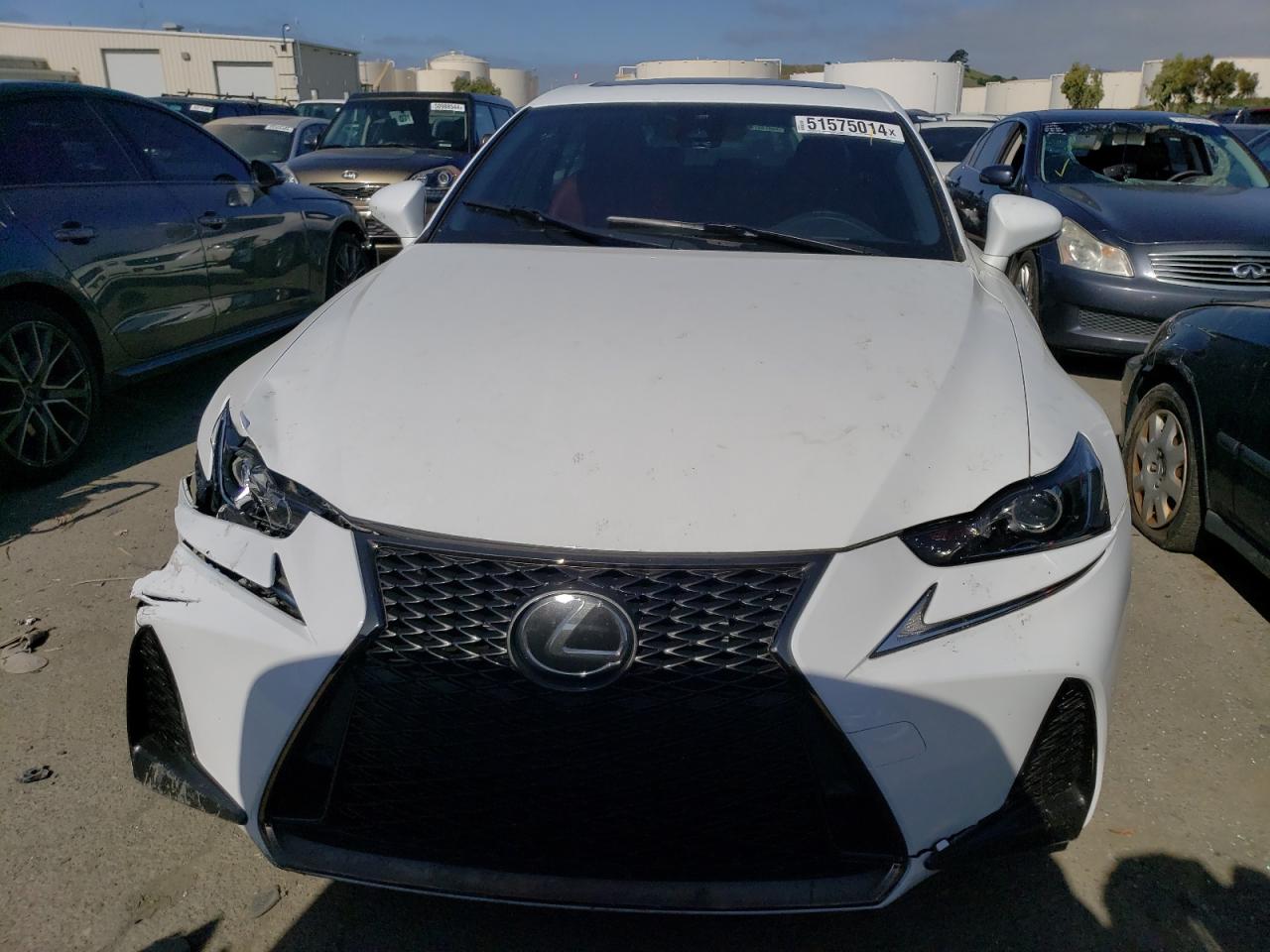 Photo 4 VIN: JTHBA1D21K5084678 - LEXUS IS 