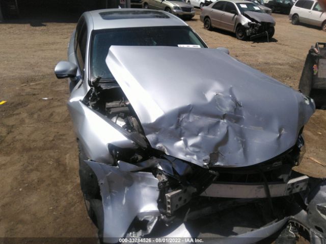 Photo 5 VIN: JTHBA1D22G5013741 - LEXUS IS 200T 