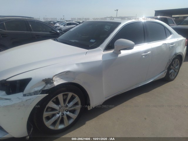 Photo 5 VIN: JTHBA1D23G5004501 - LEXUS IS 200T 