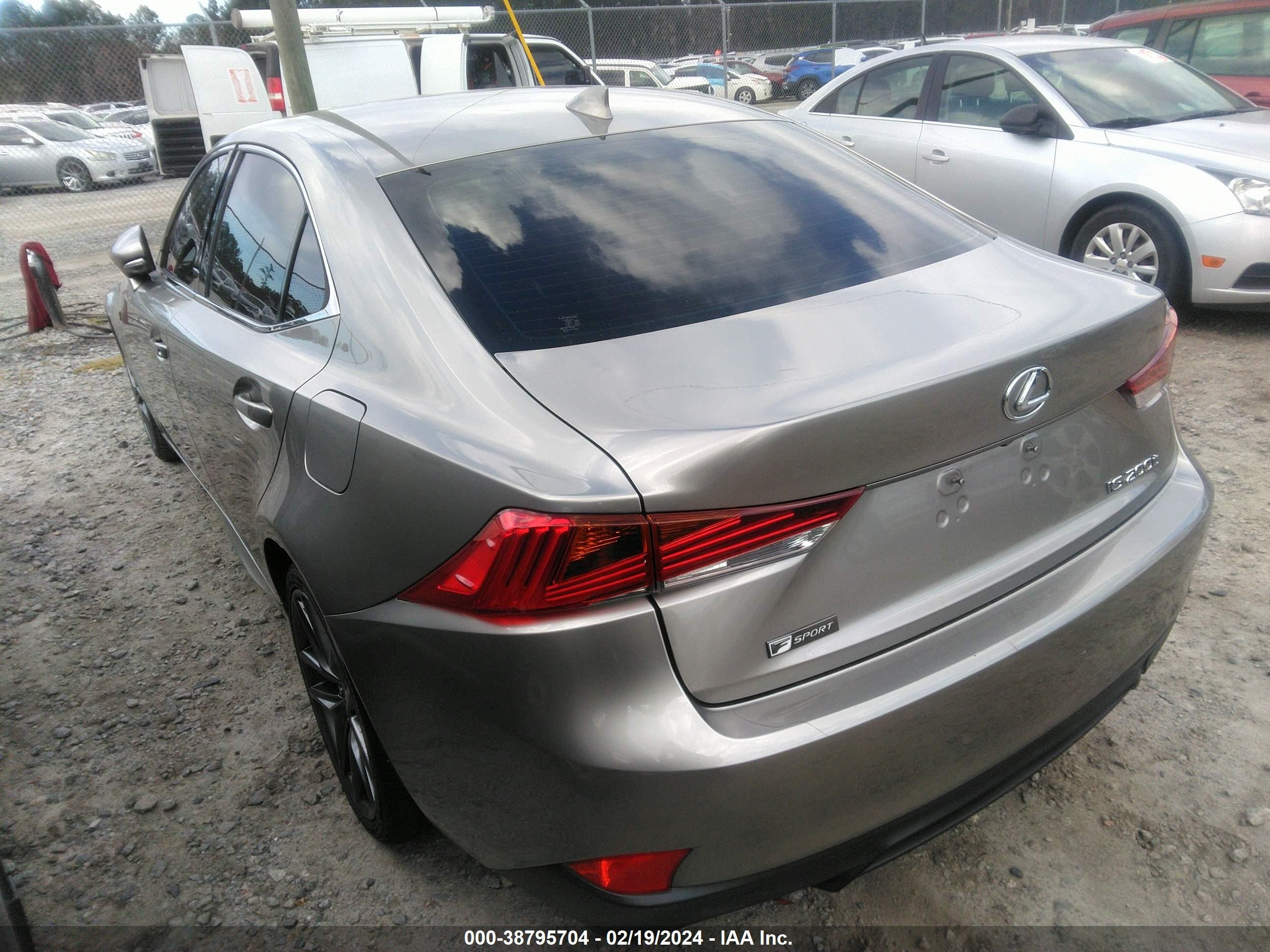 Photo 2 VIN: JTHBA1D23H5052338 - LEXUS IS 