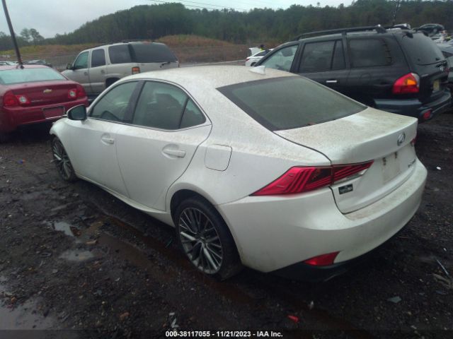 Photo 2 VIN: JTHBA1D24H5049626 - LEXUS IS 