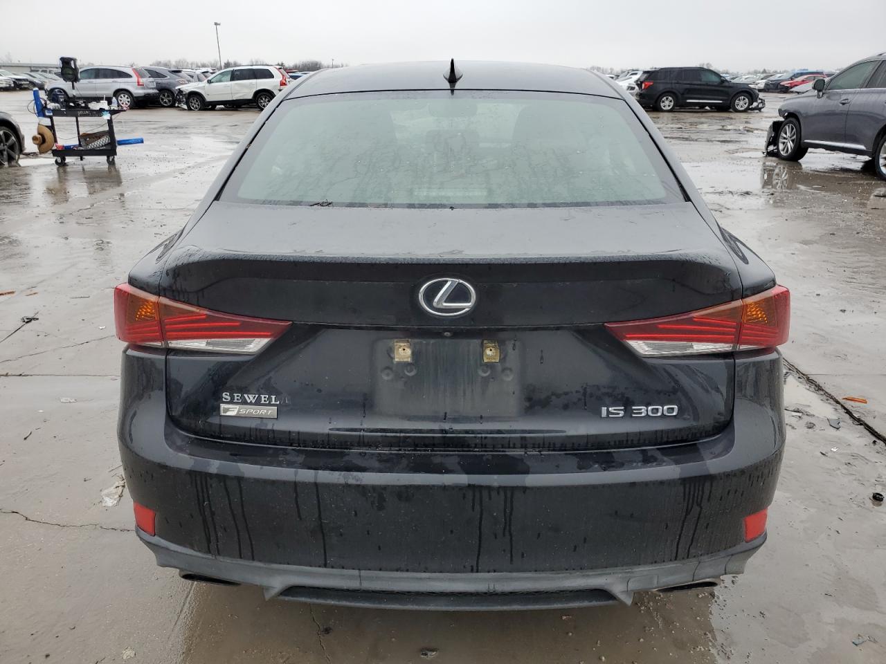 Photo 5 VIN: JTHBA1D24J5064102 - LEXUS IS 