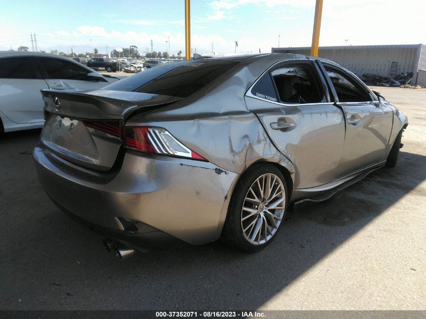 Photo 3 VIN: JTHBA1D24J5069915 - LEXUS IS 