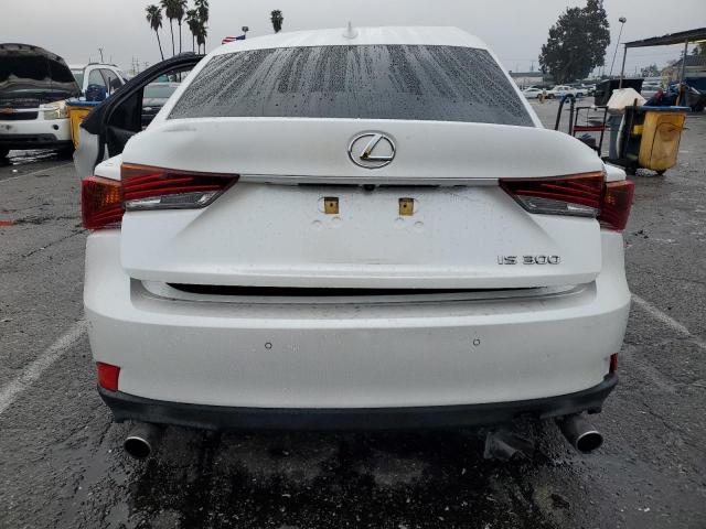 Photo 5 VIN: JTHBA1D24J5071910 - LEXUS IS 