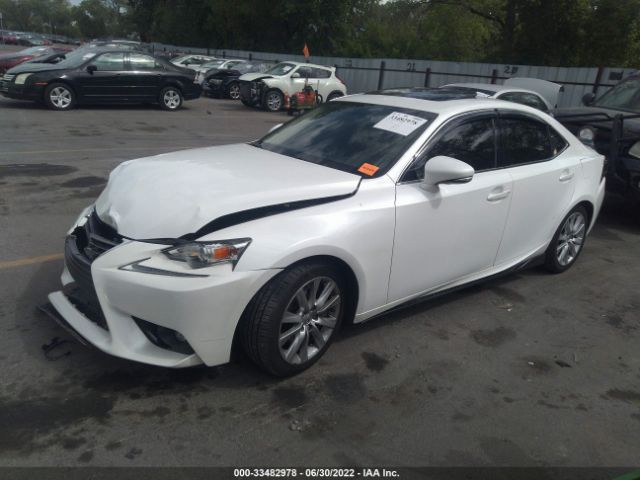 Photo 1 VIN: JTHBA1D25G5015984 - LEXUS IS 200T 