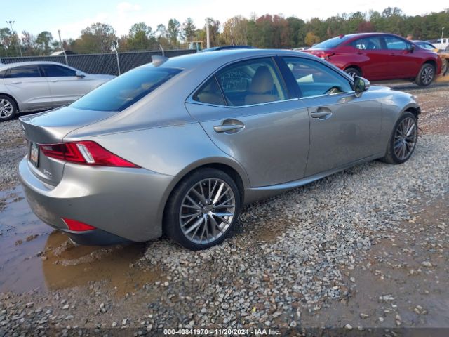 Photo 3 VIN: JTHBA1D25G5033725 - LEXUS IS 