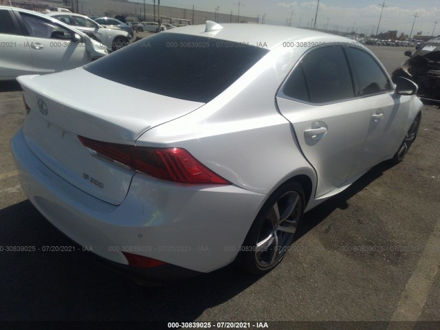 Photo 3 VIN: JTHBA1D25J5066229 - LEXUS IS 