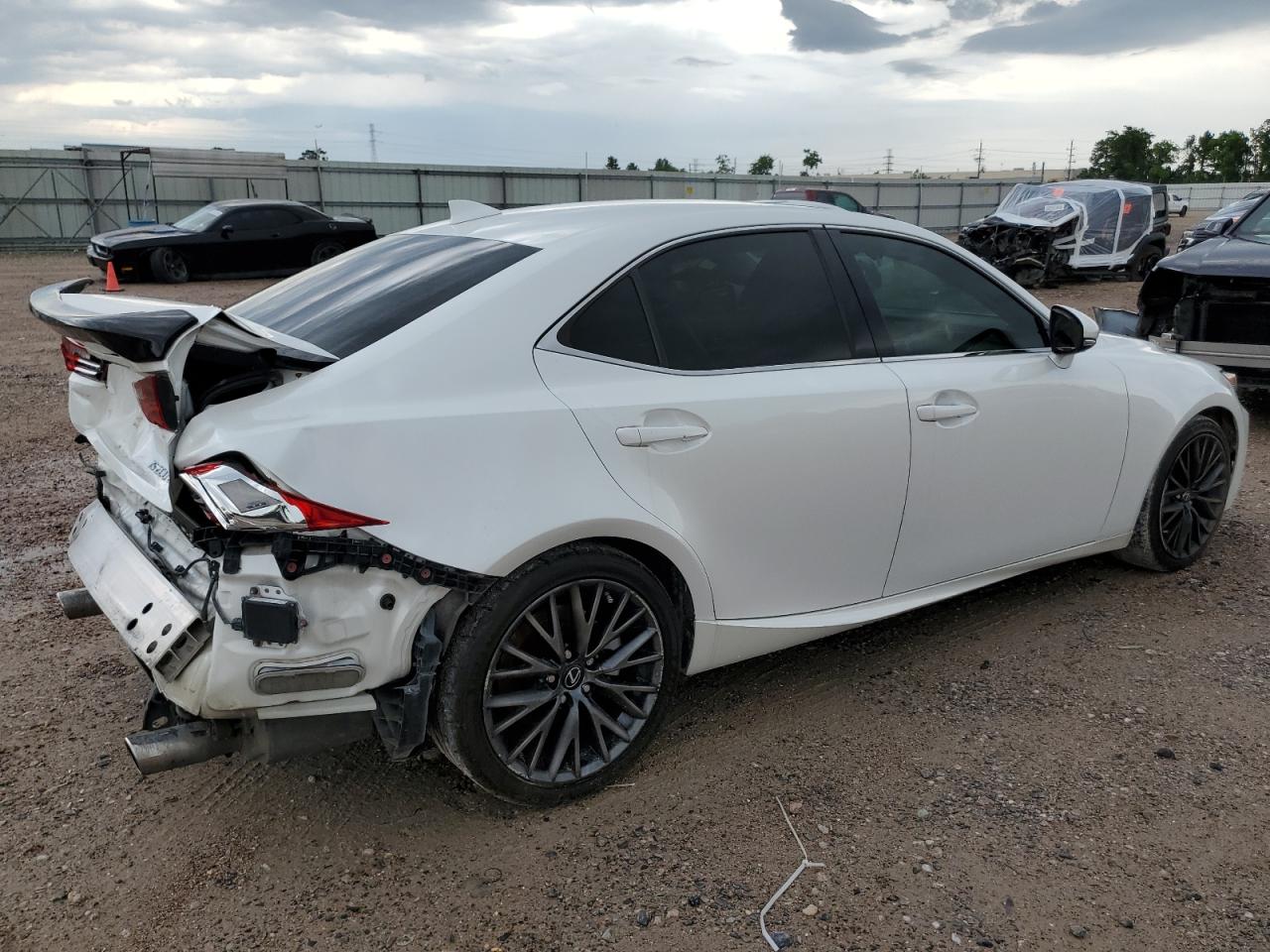 Photo 2 VIN: JTHBA1D26G5005089 - LEXUS IS 