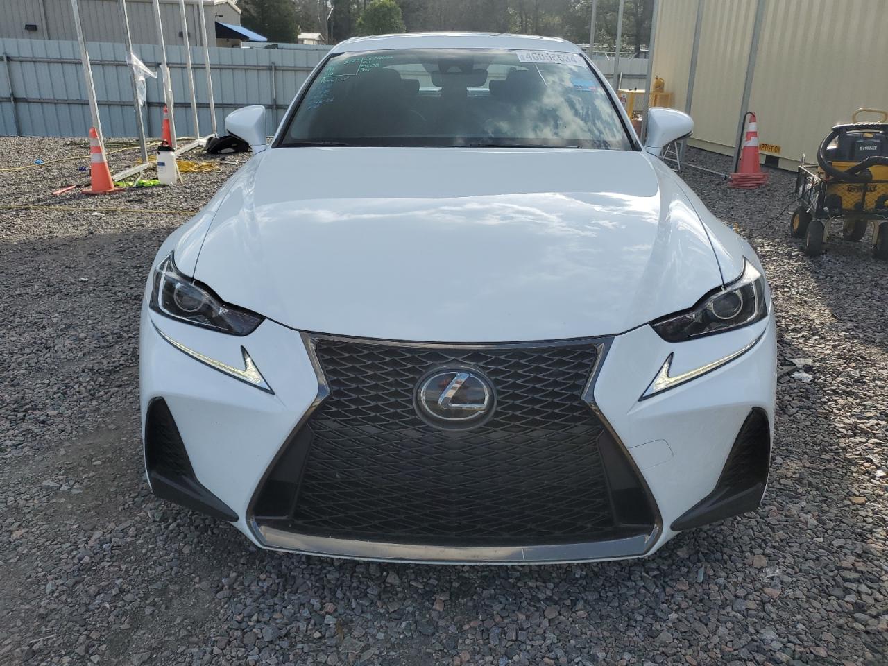 Photo 4 VIN: JTHBA1D26H5050549 - LEXUS IS 