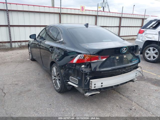 Photo 2 VIN: JTHBA1D27H5040421 - LEXUS IS 200T 