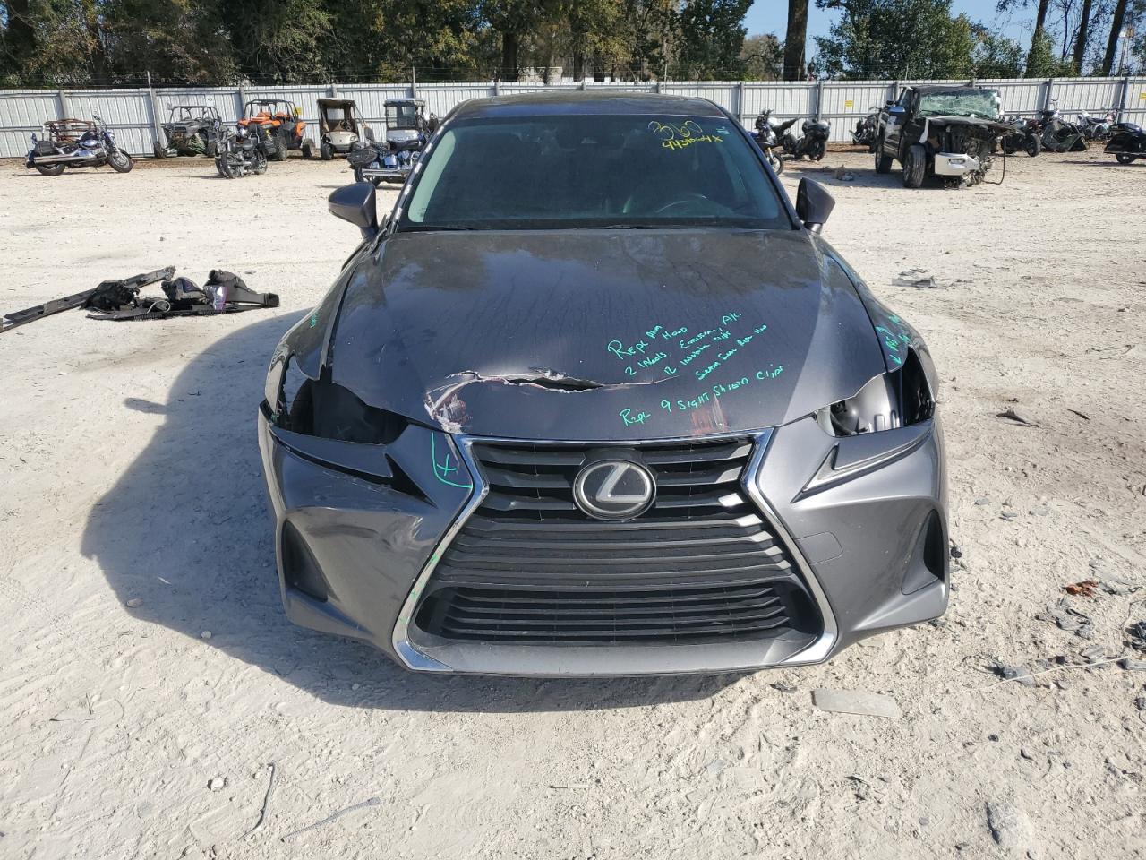 Photo 4 VIN: JTHBA1D27H5043674 - LEXUS IS 