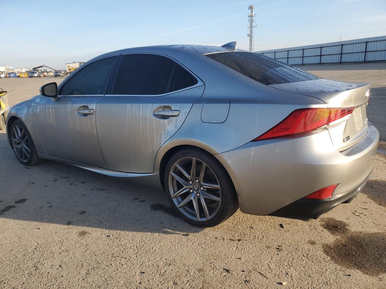 Photo 1 VIN: JTHBA1D27H5052116 - LEXUS IS 