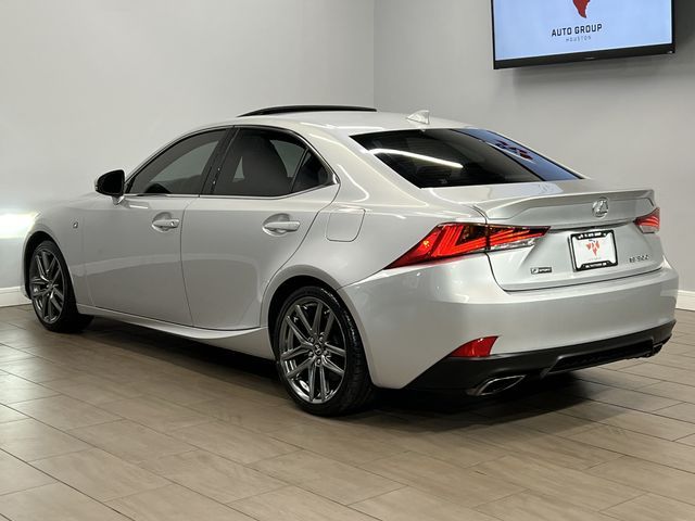 Photo 9 VIN: JTHBA1D27J5067706 - LEXUS IS 