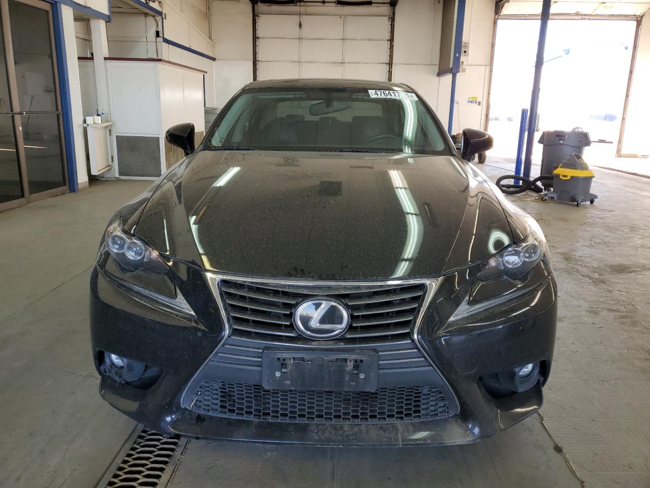 Photo 4 VIN: JTHBA1D28G5003991 - LEXUS IS 