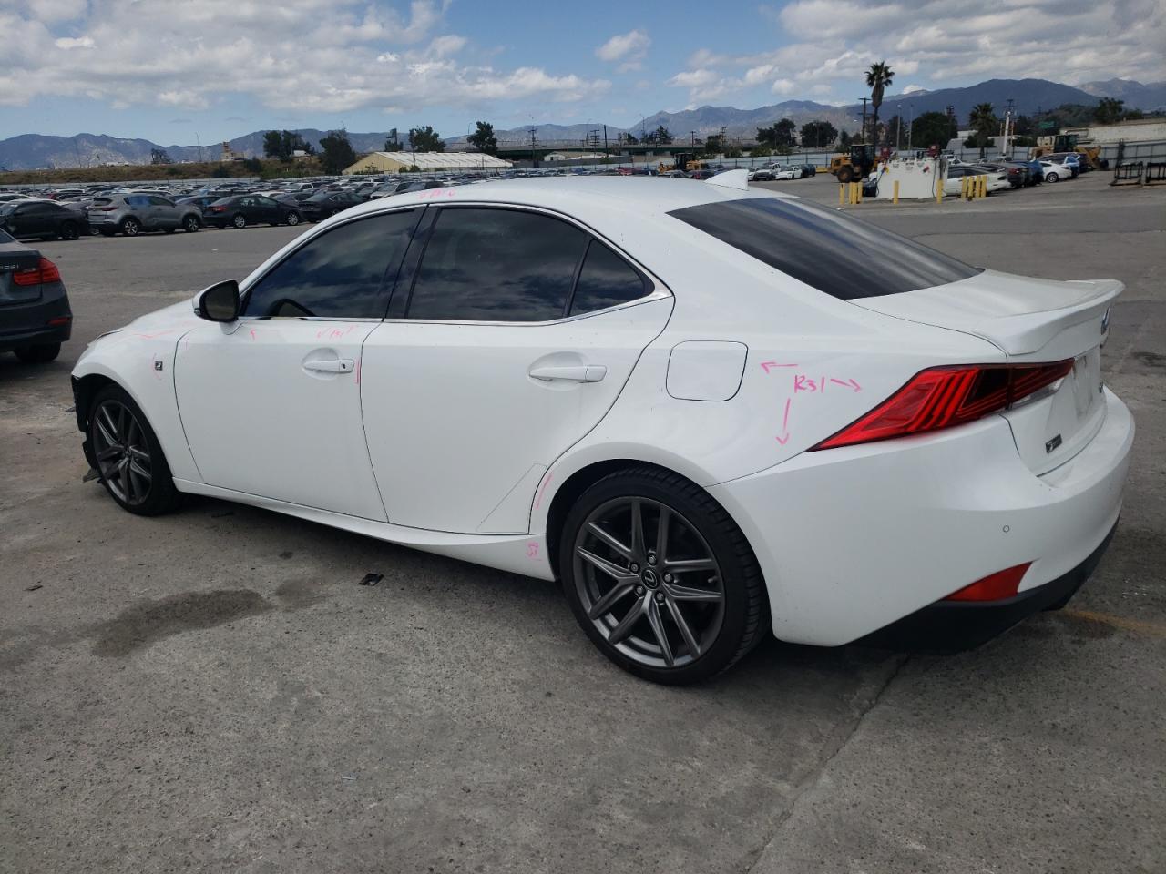 Photo 1 VIN: JTHBA1D28J5080402 - LEXUS IS 